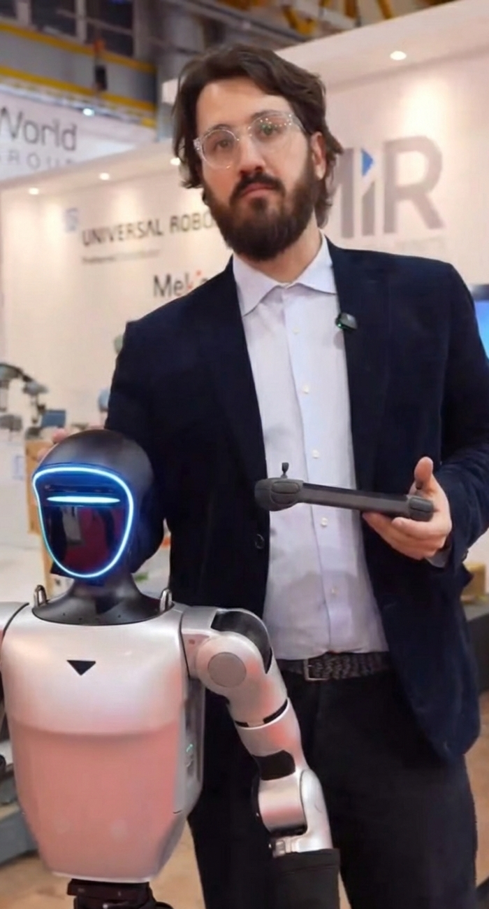 Giovanni Pitton - Ingegnere Gestionale e Consulente Robotica e AI con 13+ anni esperienza